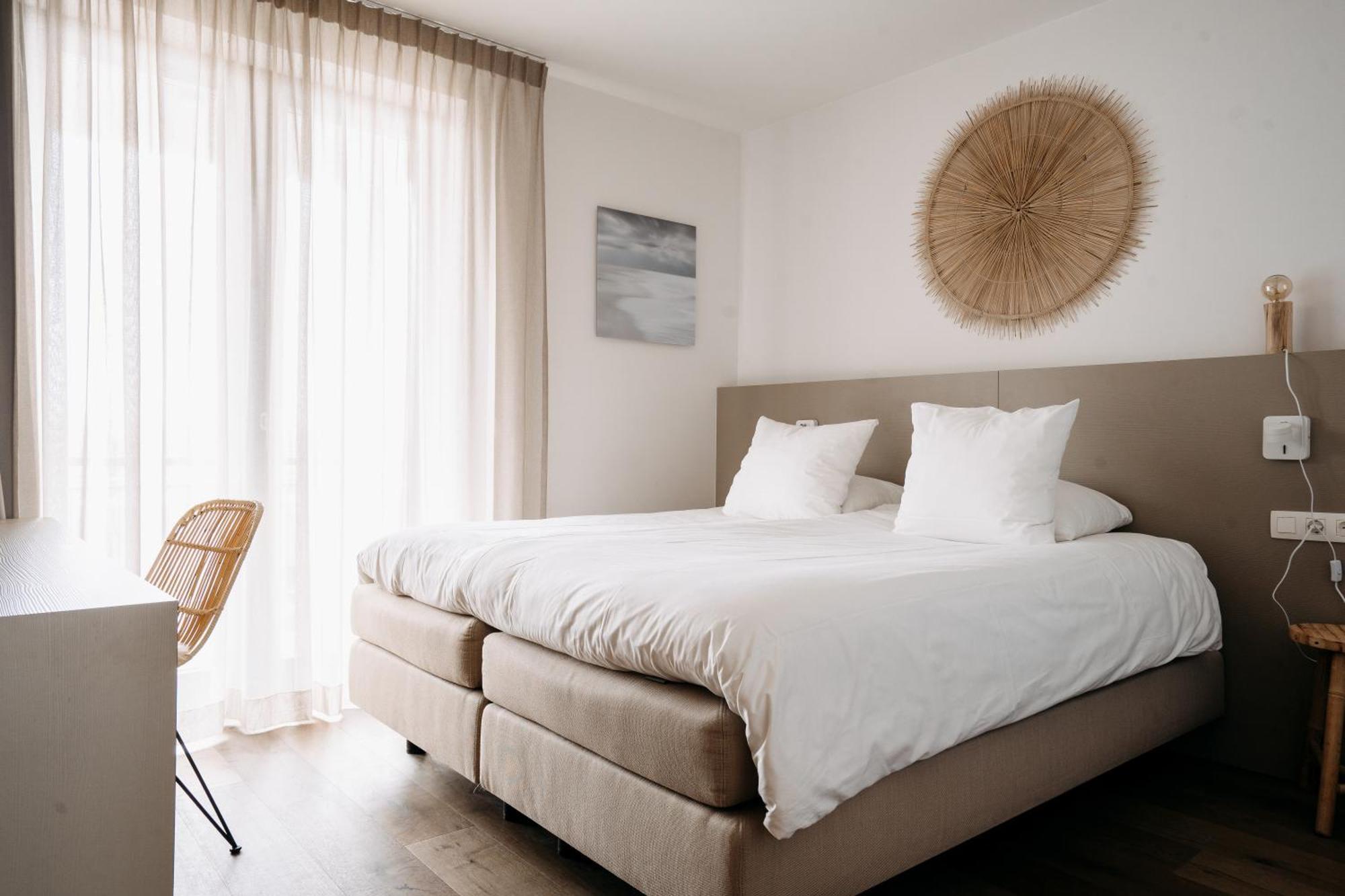 Residentie Strandhotel - Apartments With Hotel Service And Wellness Cadzand Kültér fotó