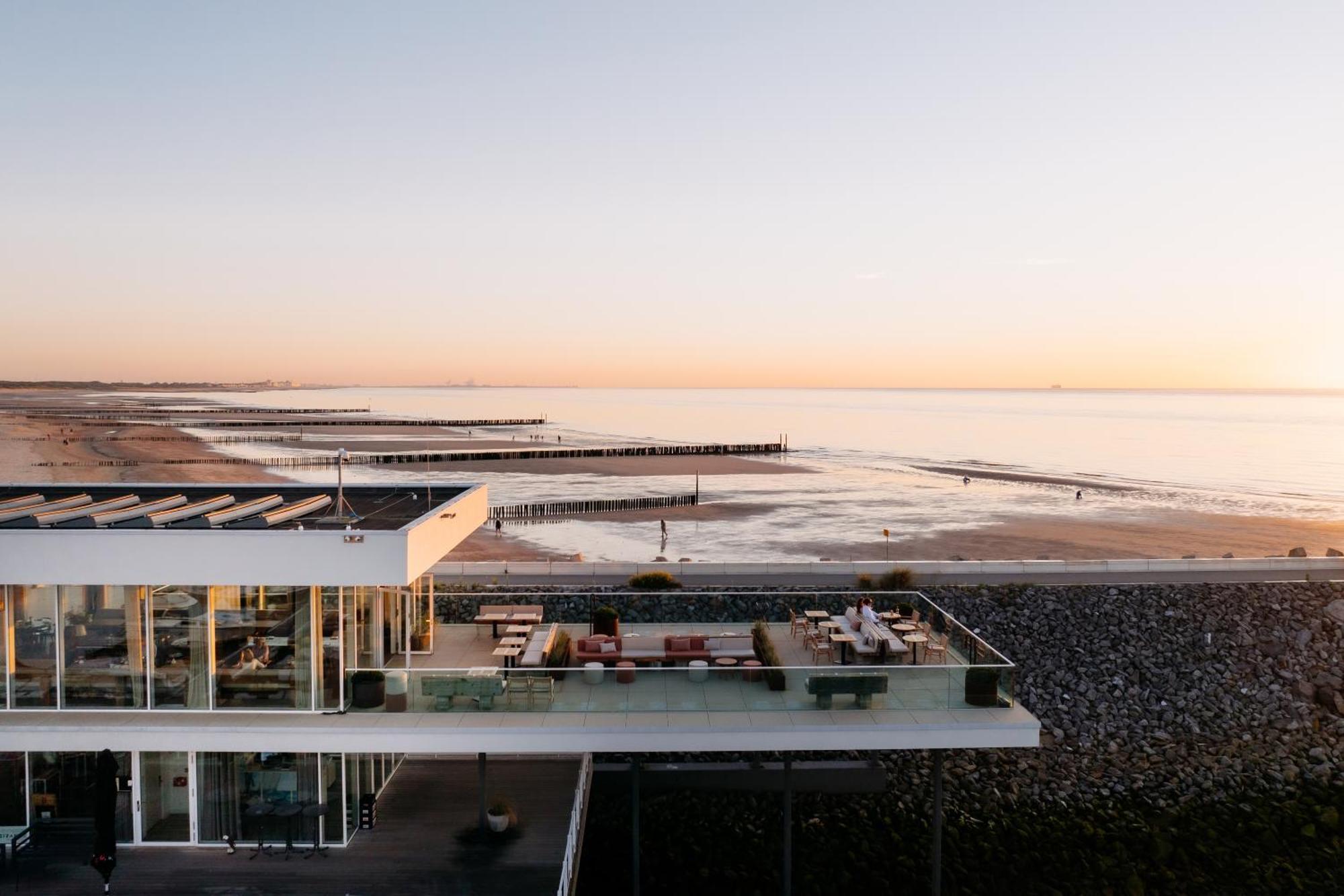 Residentie Strandhotel - Apartments With Hotel Service And Wellness Cadzand Kültér fotó